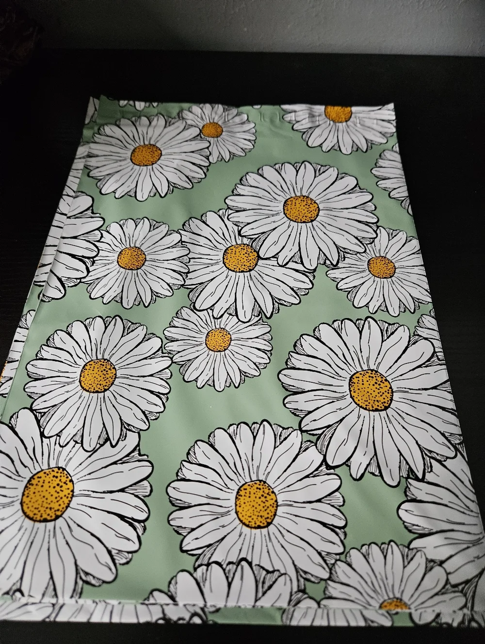 Green Daisy Polymailer Packages